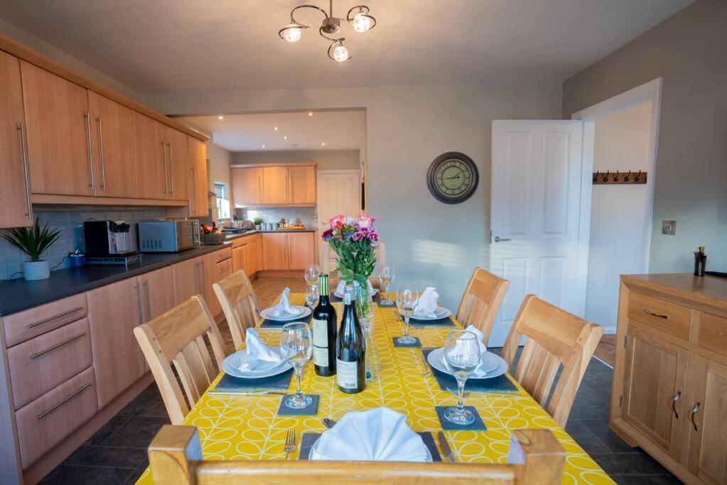 Erwenni, Llanbedrog, Abersoch Near Beach And Pub With Hot Tub Extérieur photo